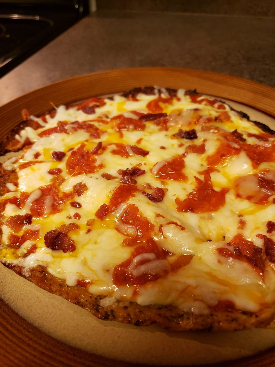Cauliflower Keto Pizza Crust
 Quick and Easy Keto Pizza with Cauliflower crust – Keto Plates