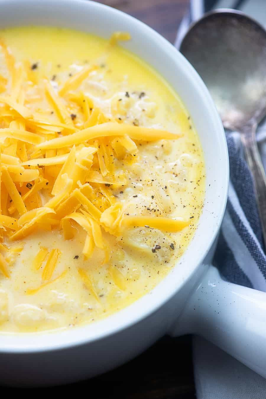 Cauliflower Keto Soup
 EASY KETO LOW CARB CHEESY PIZZA CHICKEN