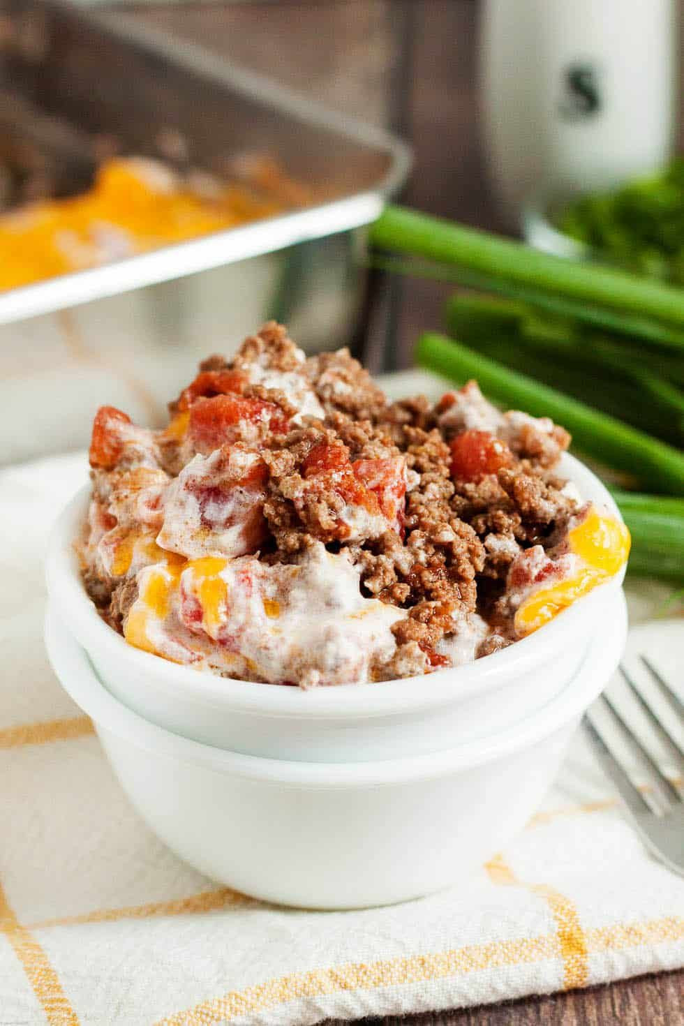 Cheesy Ground Beef Keto
 This cheesy keto casserole recipe is ready in only 25