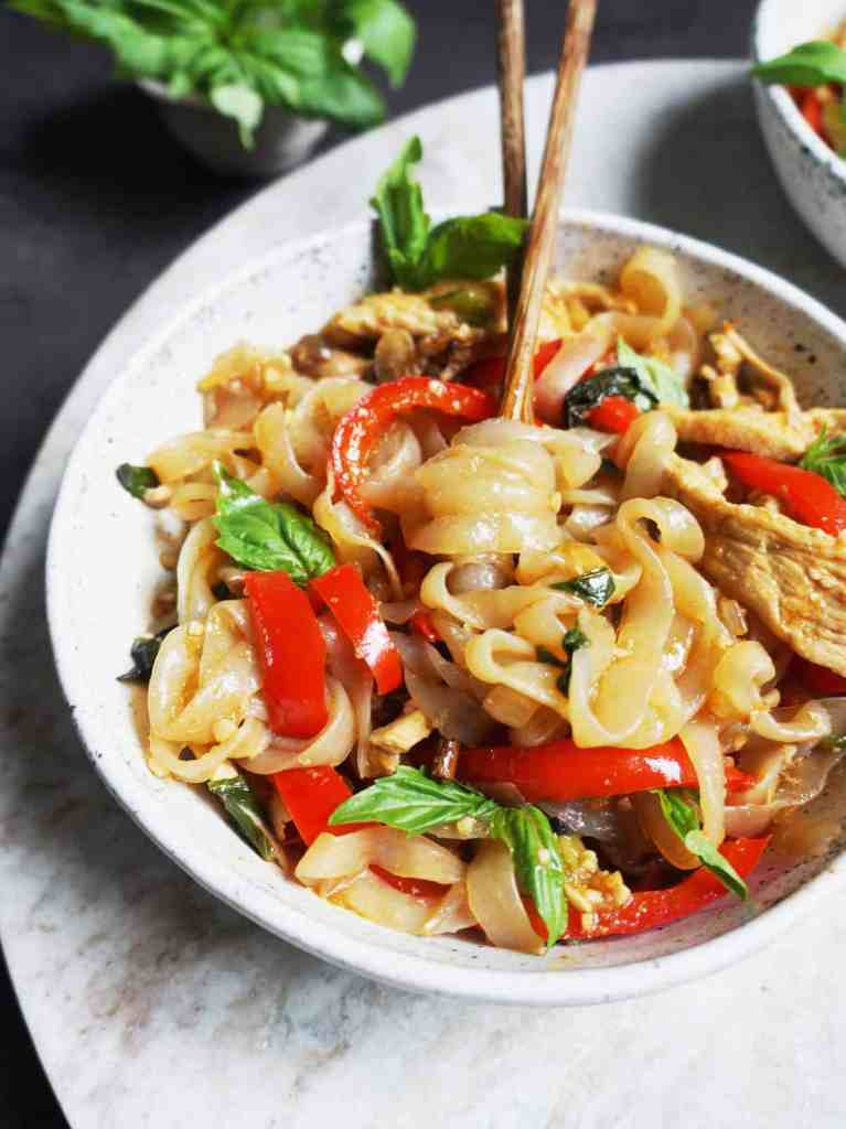 Clean Keto Lifestyle
 Keto Thai Drunken Noodles Dish