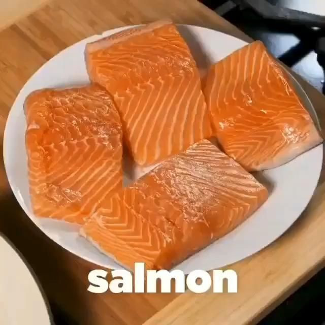 Creamy Tuscan Salmon Keto
 Creamy Tuscan Salmon [Video] in 2020