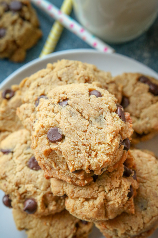 Easy Keto Chocolate Chip Cookies
 Keto Cookies In 15 Minutes