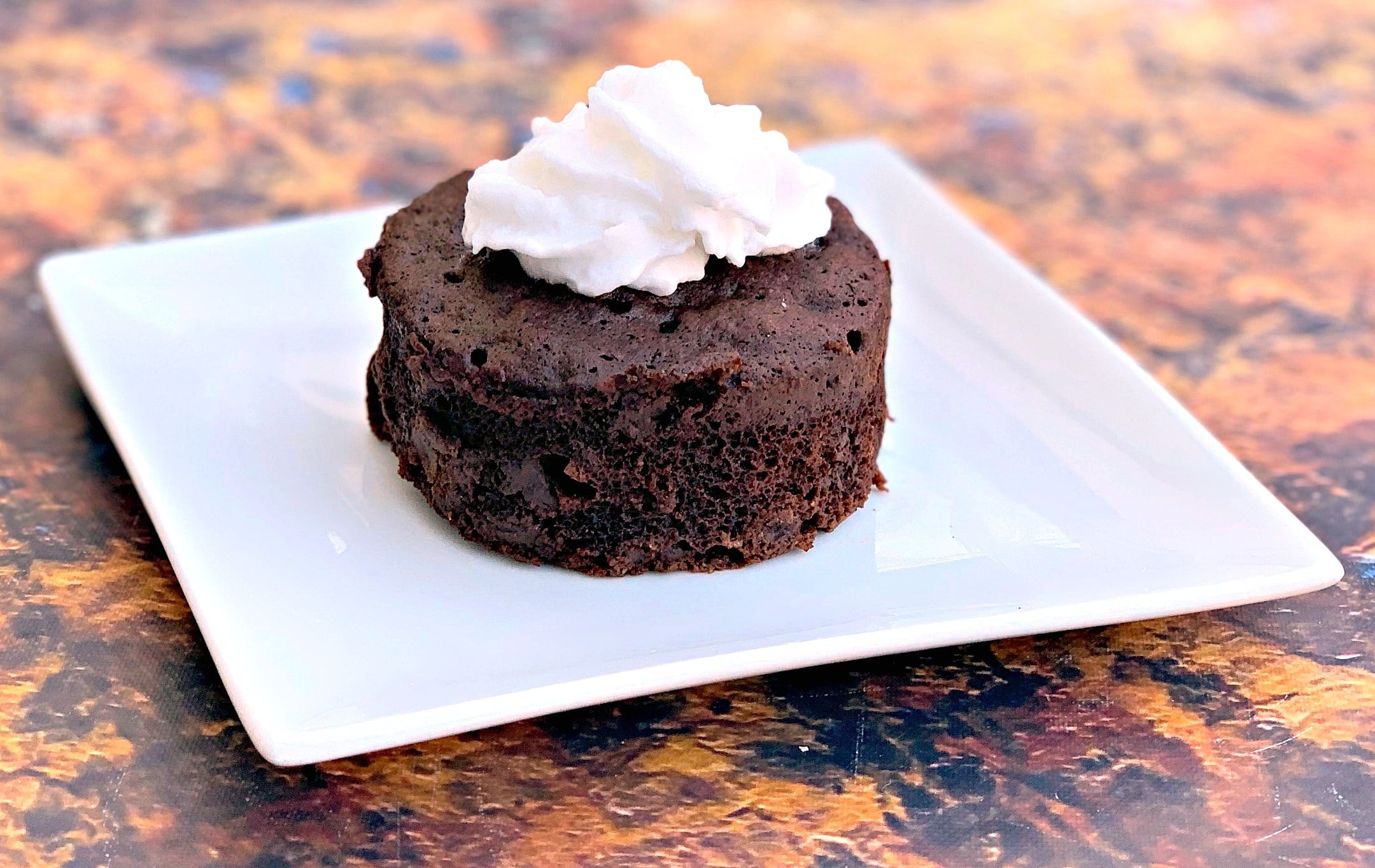 Easy Keto Mug Cake
 Easy Keto Low Carb e Minute Chocolate Mug Cake VIDEO