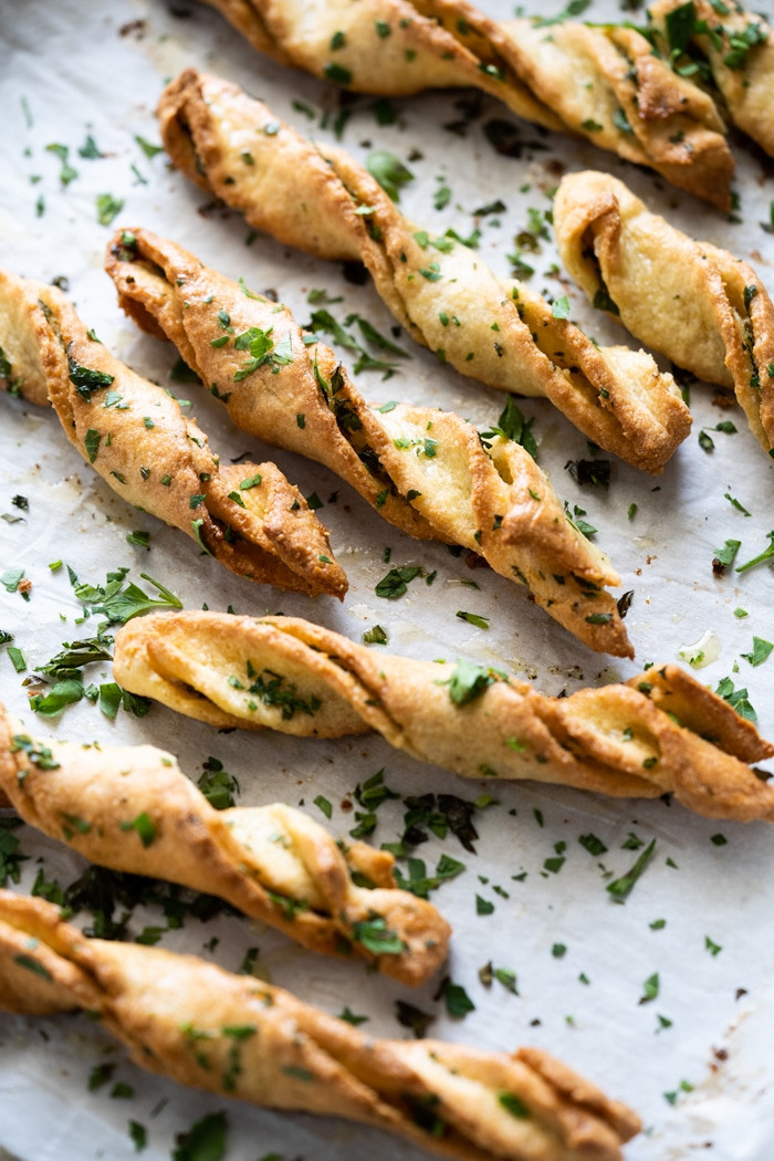 Keto Bread Sticks Garlic Breadsticks
 Garlic Dairy Free & Keto Breadsticks Twists gnom gnom