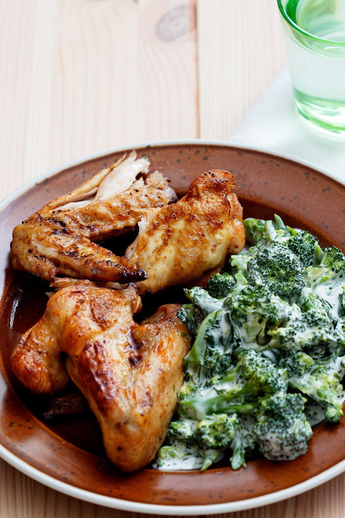 Keto Dinners For Two
 Keto Chicken Wings with Creamy Broccoli — Recipe — Diet Doctor