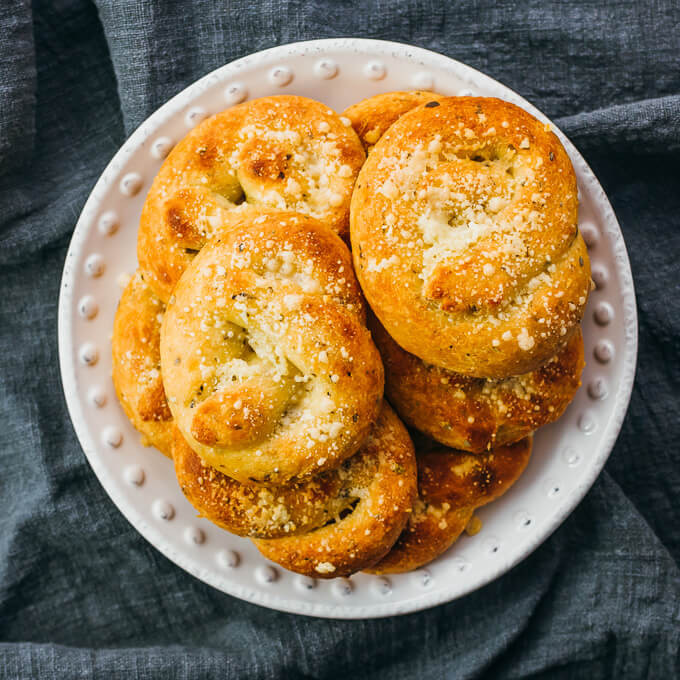 Keto Garlic Bread Knots
 Amazing Keto Garlic Knots Savory Tooth