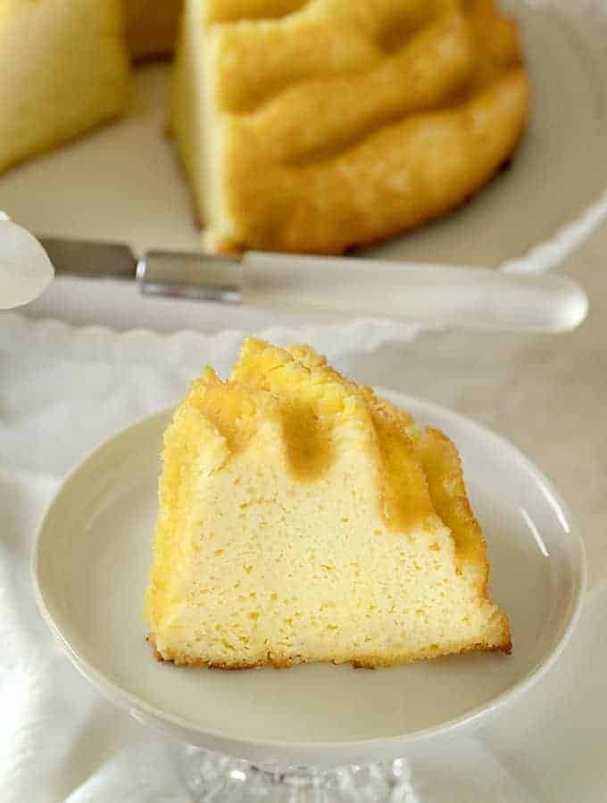 Low Carb Keto Cream Cheese Pound Cake
 Cream Cheese Pound Cake Keto Pound Cake