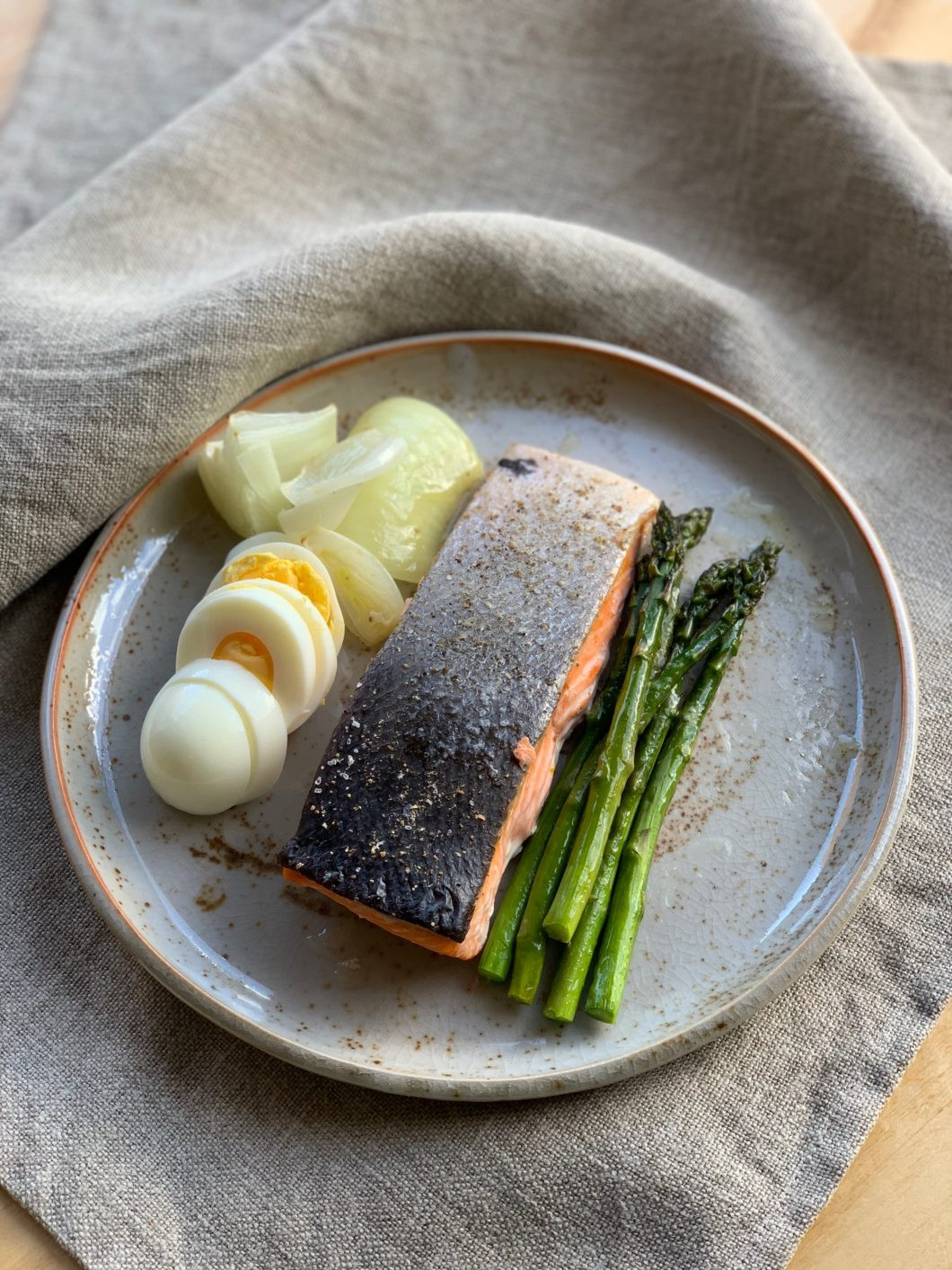 Oven Baked Salmon Keto
 Oven Baked Salmon with Asparagus – the keto lab