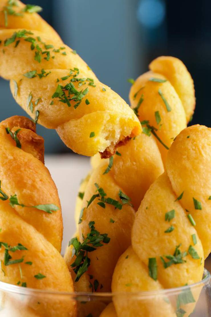Quick Keto Garlic Bread
 BEST Keto Garlic Cheddar Bread Twists Low Carb Fathead