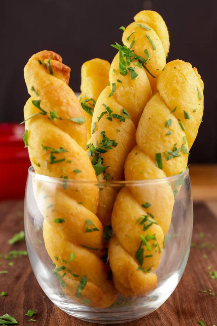 Quick Keto Garlic Bread
 BEST Keto Garlic Cheddar Bread Twists Low Carb Fathead