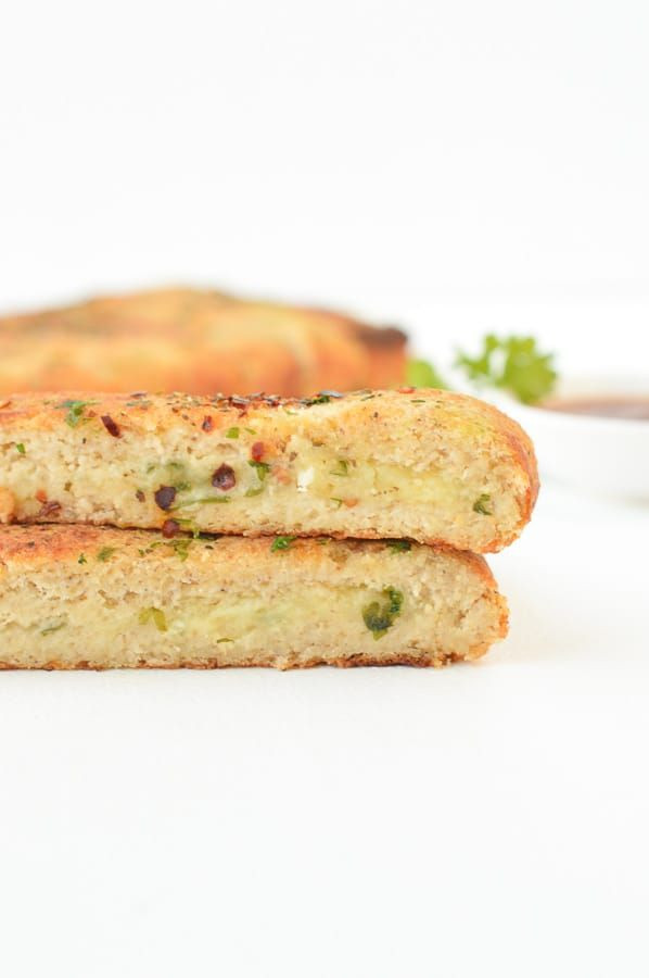 Quick Keto Garlic Bread
 KETO GARLIC BREAD Easy Cheesy Stuffed bread sticks