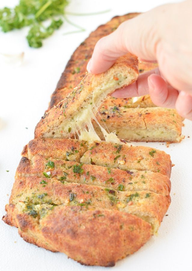Quick Keto Garlic Bread
 This EASY keto garlic bread recipe with almond is the best