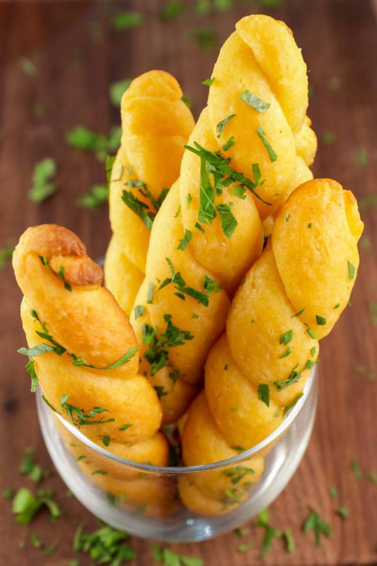Quick Keto Garlic Bread
 BEST Keto Garlic Cheddar Bread Twists Low Carb Fathead