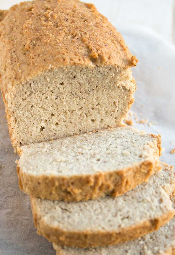 Quick Keto Sandwich Bread
 A quick and easy almond flour bread that does not taste