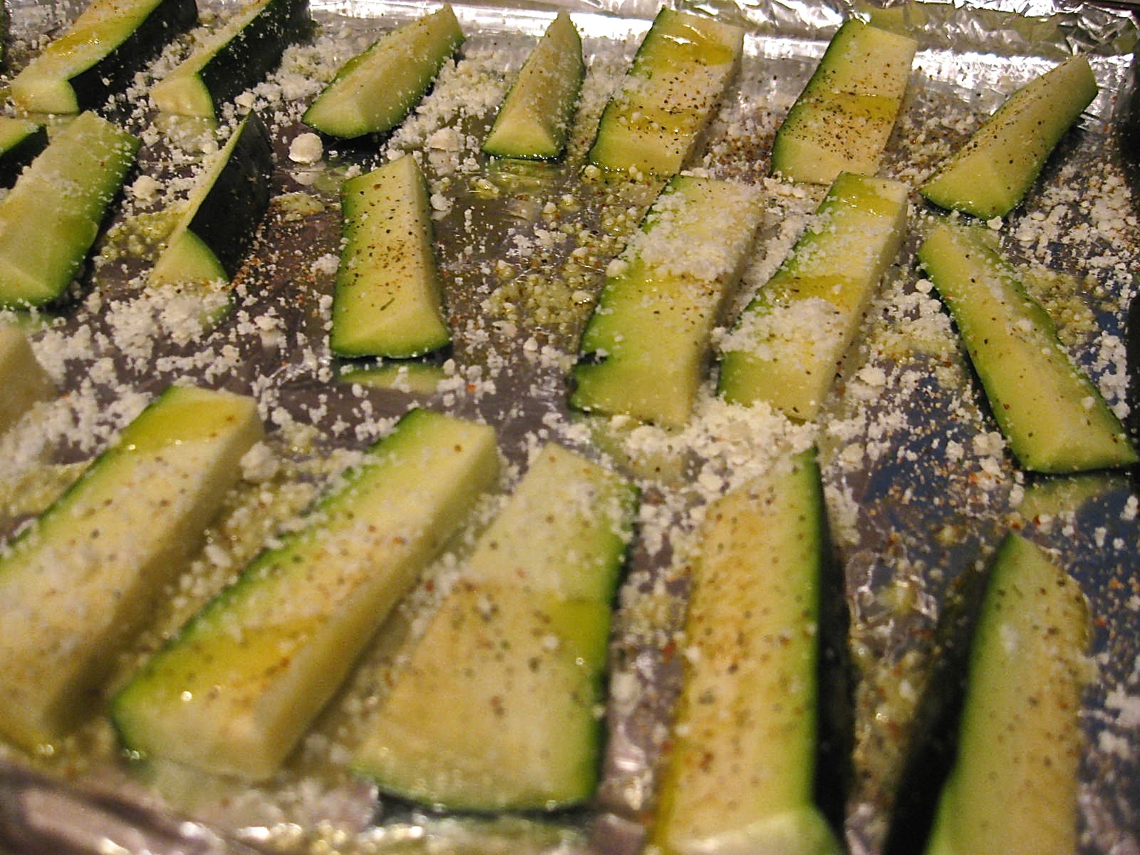 Roasted Zucchini Keto
 Oven Roasted Zucchini Fries with Parmesan and Olive Oil