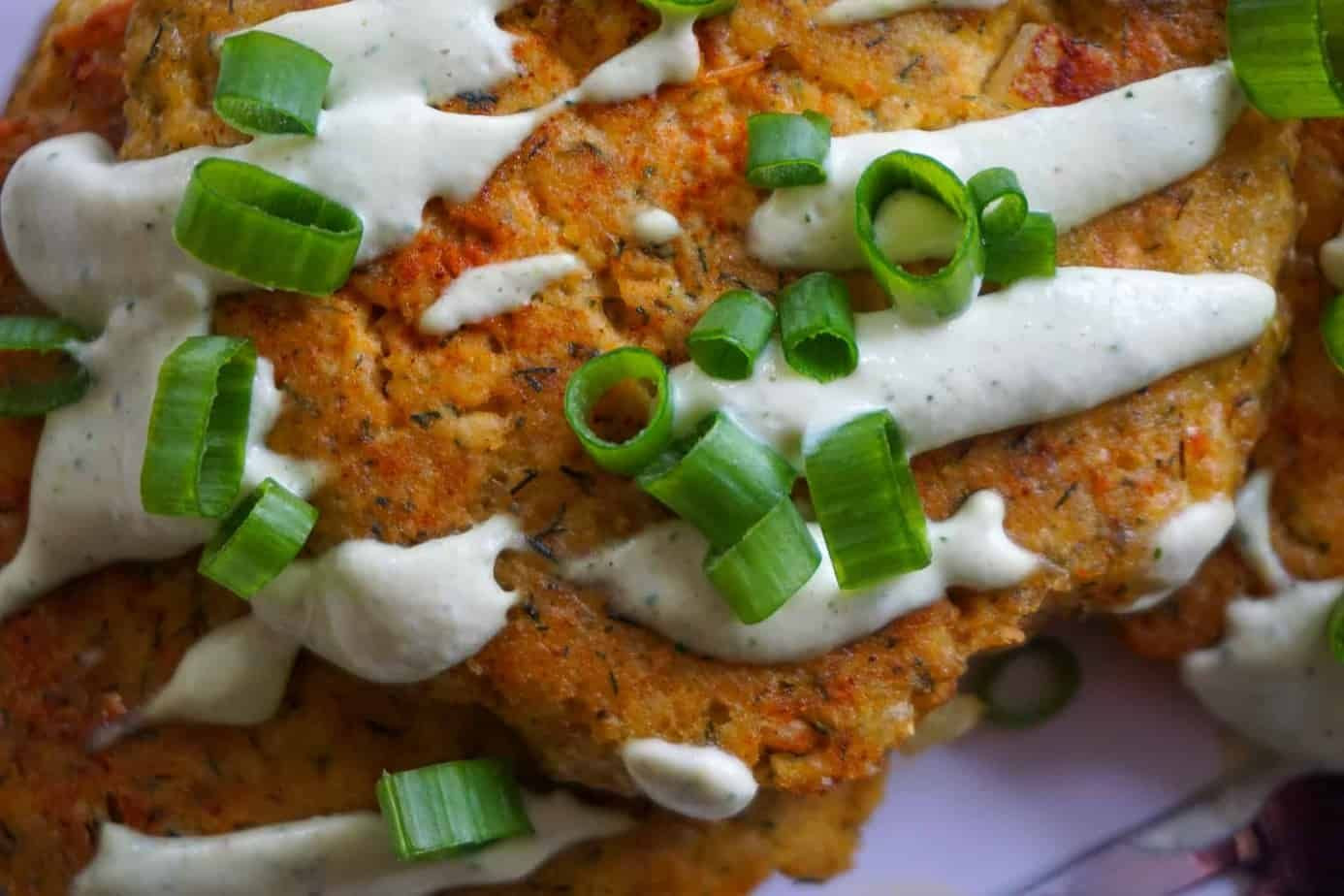 Salmon Cakes With Canned Salmon Keto
 Keto Salmon Cakes with Avocado Sauce Recipe