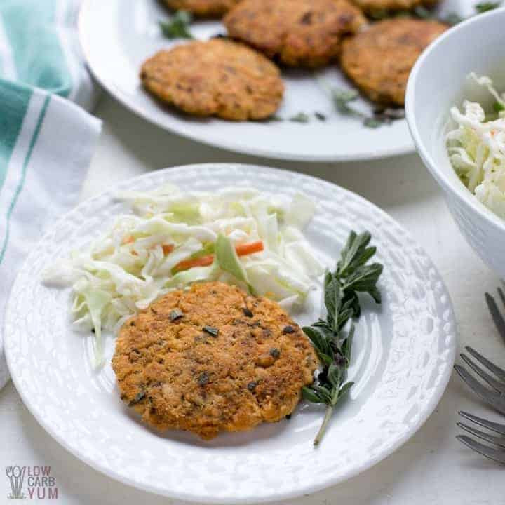 Salmon Cakes With Canned Salmon Keto
 Keto Salmon Patties or Cakes with Canned Meat