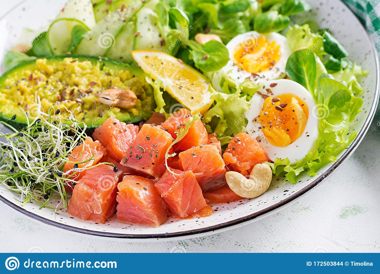 Salmon Keto Breakfast
 Ketogenic Diet Breakfast Salt Salmon Salad With Greens