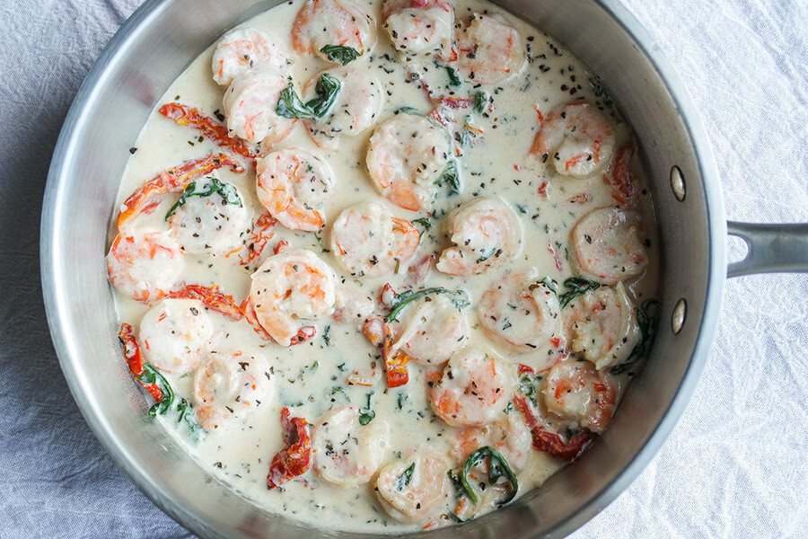 Shrimp Keto Alfredo
 Keto Shrimp Alfredo e Pot Recipe [Creamy & Decadent]