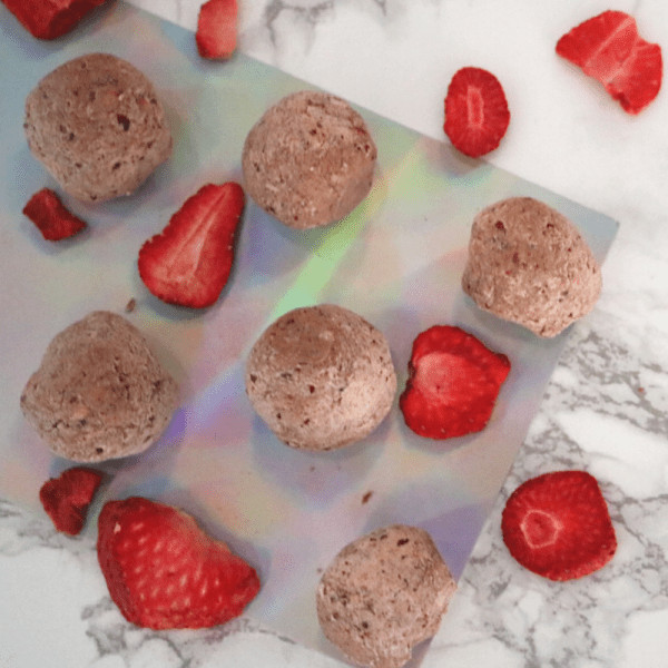 Vegan Keto Cheesecake
 Vegan Keto Strawberry Cheesecake Protein Balls