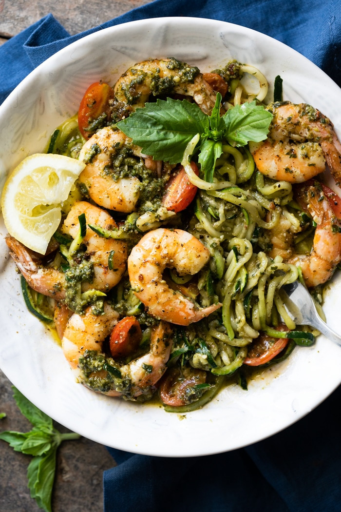 Zoodles And Shrimp Keto
 15 Minute Keto Shrimp Zoodles With Pesto gnom gnom