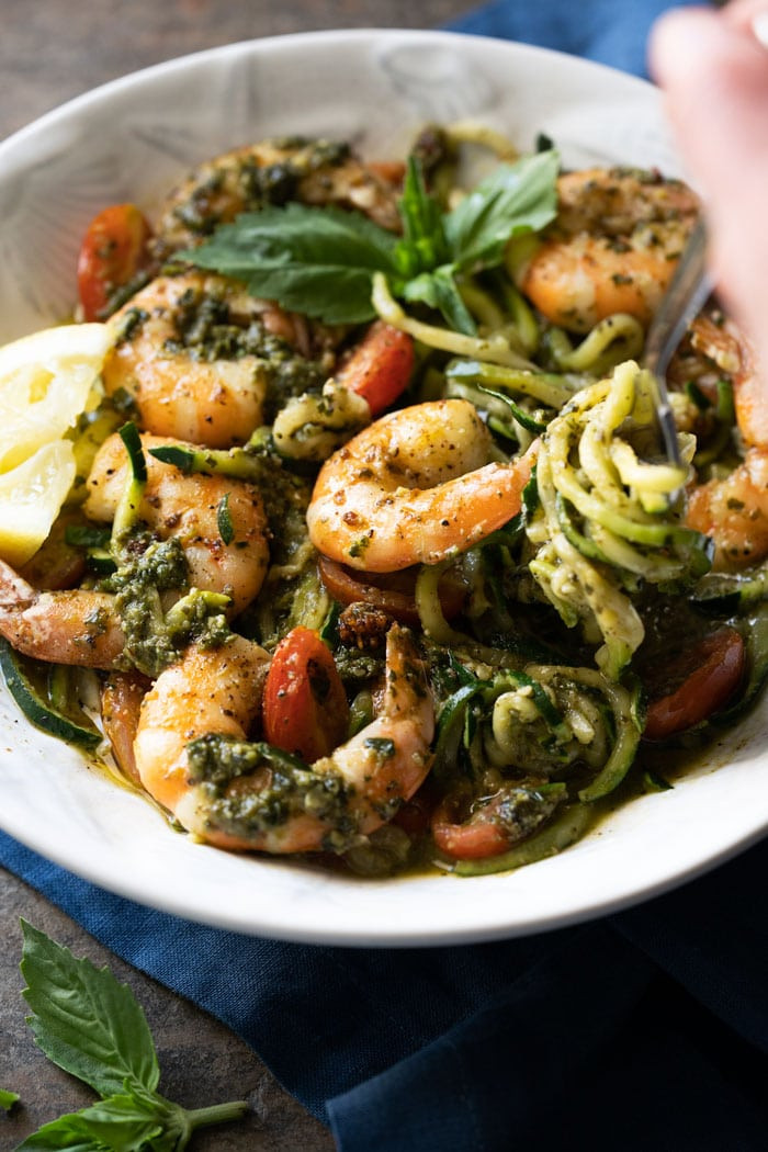 Zoodles And Shrimp Keto
 15 Minute Keto Shrimp Zoodles With Pesto gnom gnom