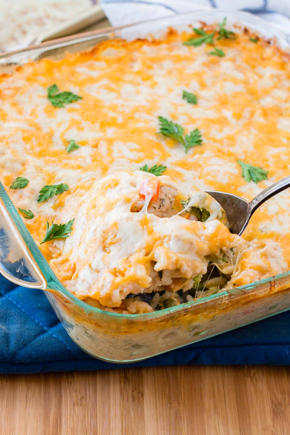 Easy Dinner Casserole Recipes
 Cheesy Chicken and Rice Casserole Oh Sweet Basil