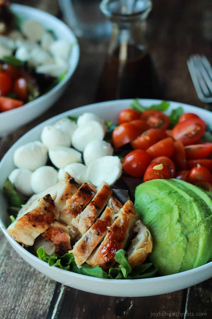 Easy Dinner Recipes For Two Healthy
 15 Minute Avocado Caprese Chicken Salad with Balsamic