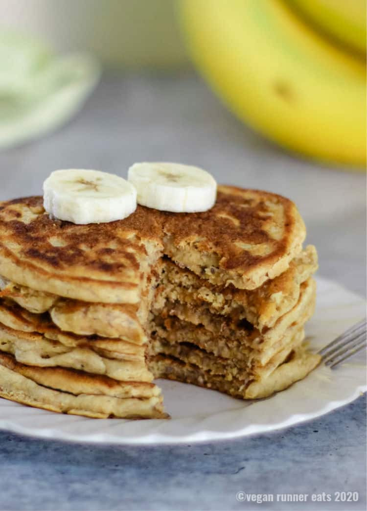 Easy Vegan Banana Pancakes
 Easy Vegan Banana Pancakes 5 Ingre nts 1 Bowl