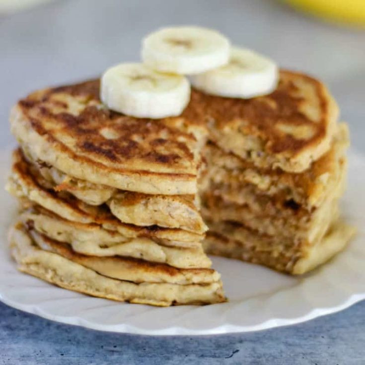 Easy Vegan Banana Pancakes
 Easy Vegan Banana Pancakes 5 Ingre nts 1 Bowl