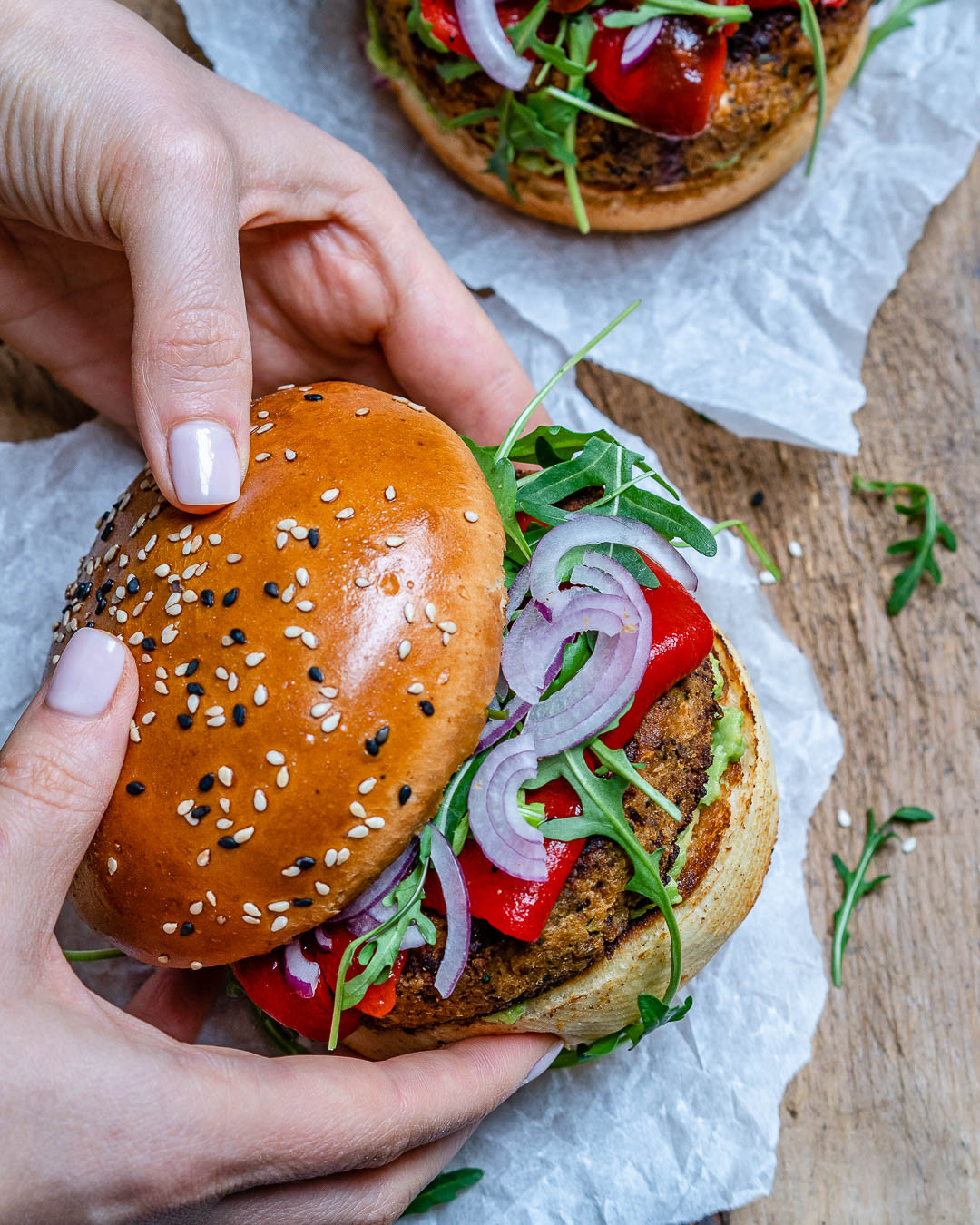 Easy Vegan Burger
 Easy Veggie Burger Recipe Vegan & Healthy