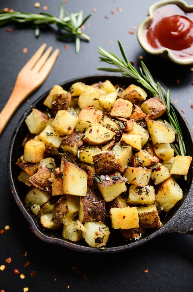 Vegan Breakfast Potatoes
 Crispy Vegan Breakfast Potatoes with Garlic Herb Oil